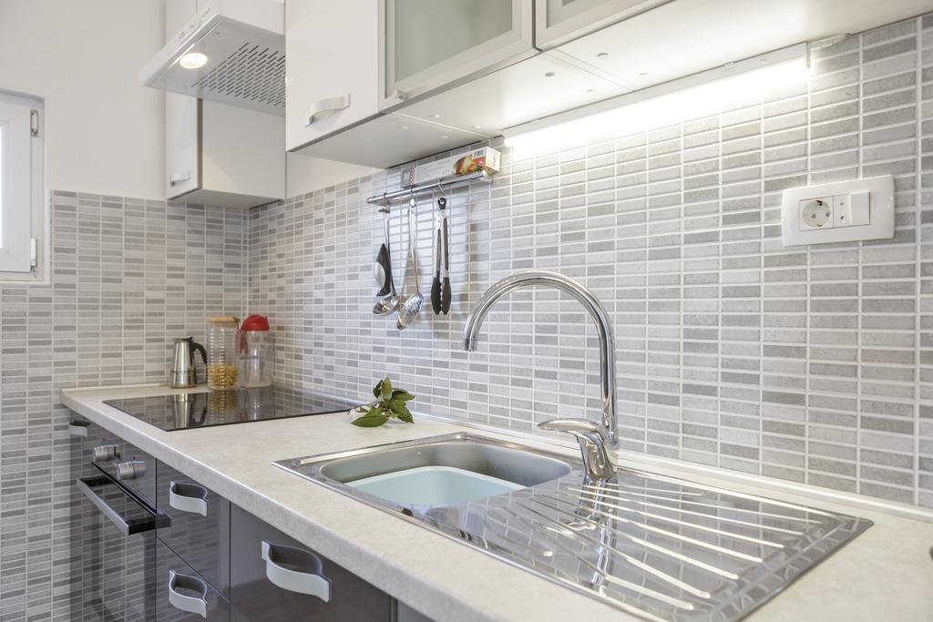 Apartman Jurica Komiža Exteriör bild