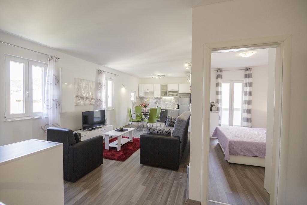 Apartman Jurica Komiža Exteriör bild
