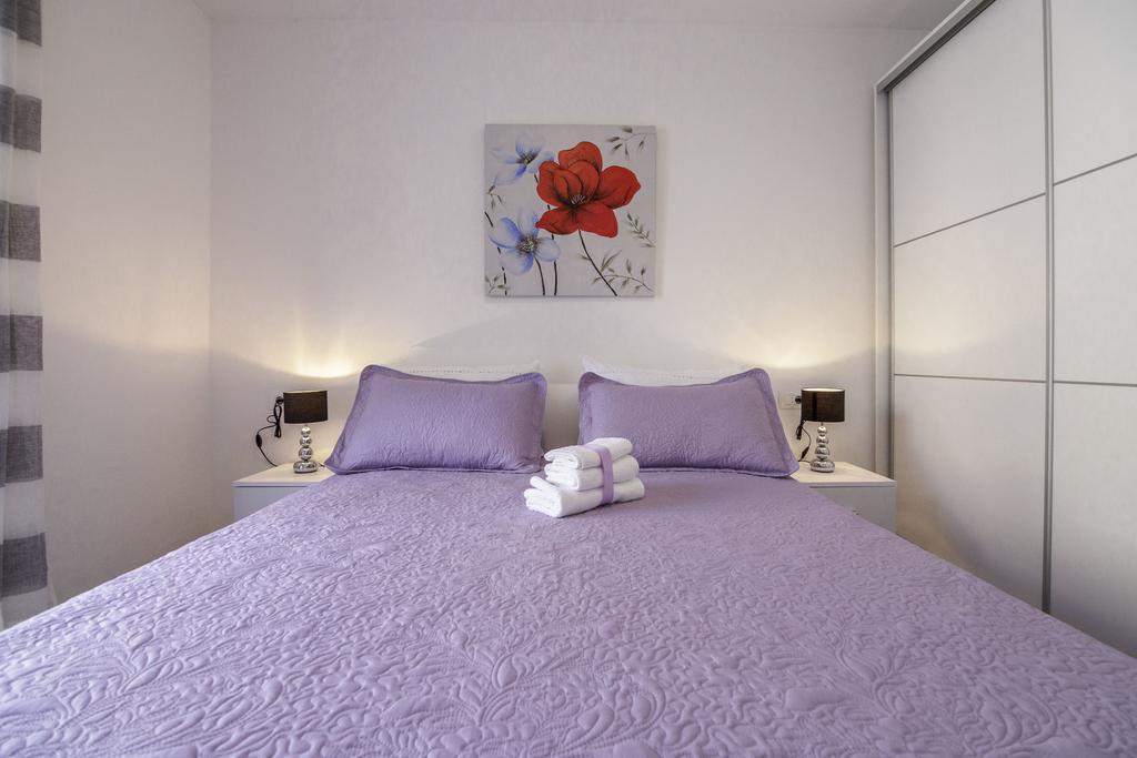 Apartman Jurica Komiža Exteriör bild