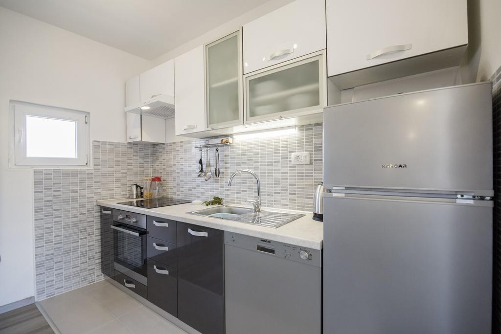 Apartman Jurica Komiža Exteriör bild